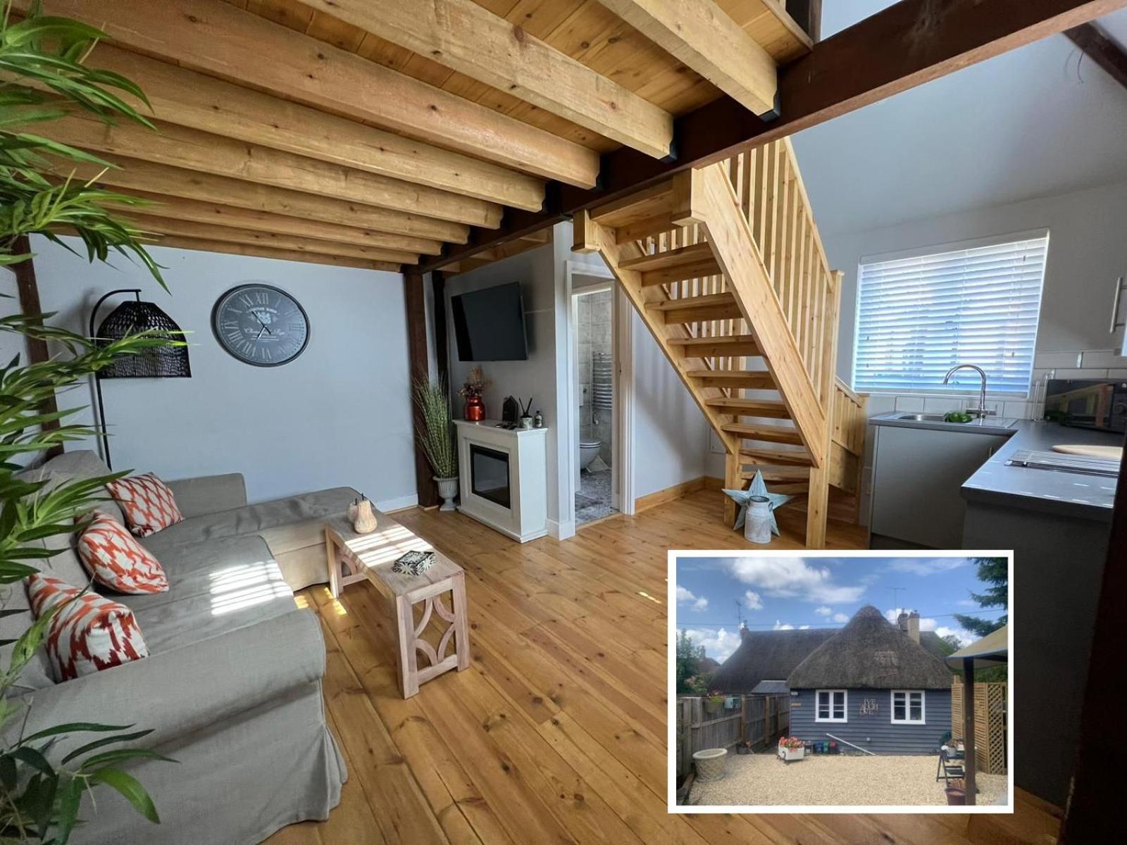 The Shack - Thatched Self Contained Annex Collingbourne Ducis Екстериор снимка